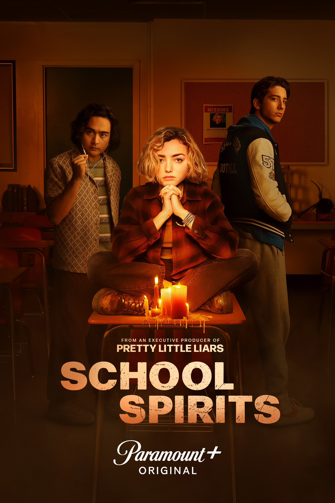 School Spirits S01[2023][WEB-DL][AMZN][1080p][Latino]